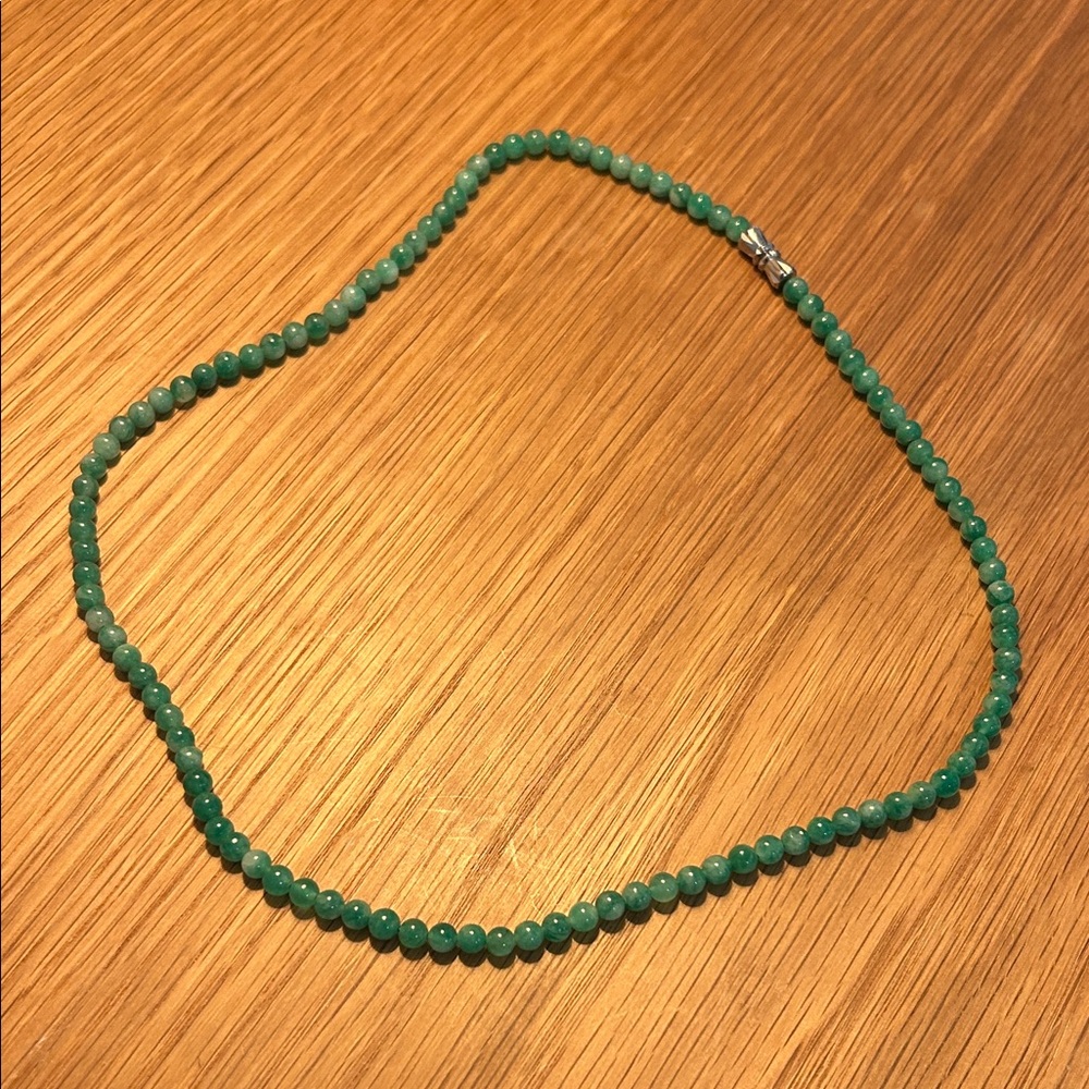 Elegant Green Beaded Necklace